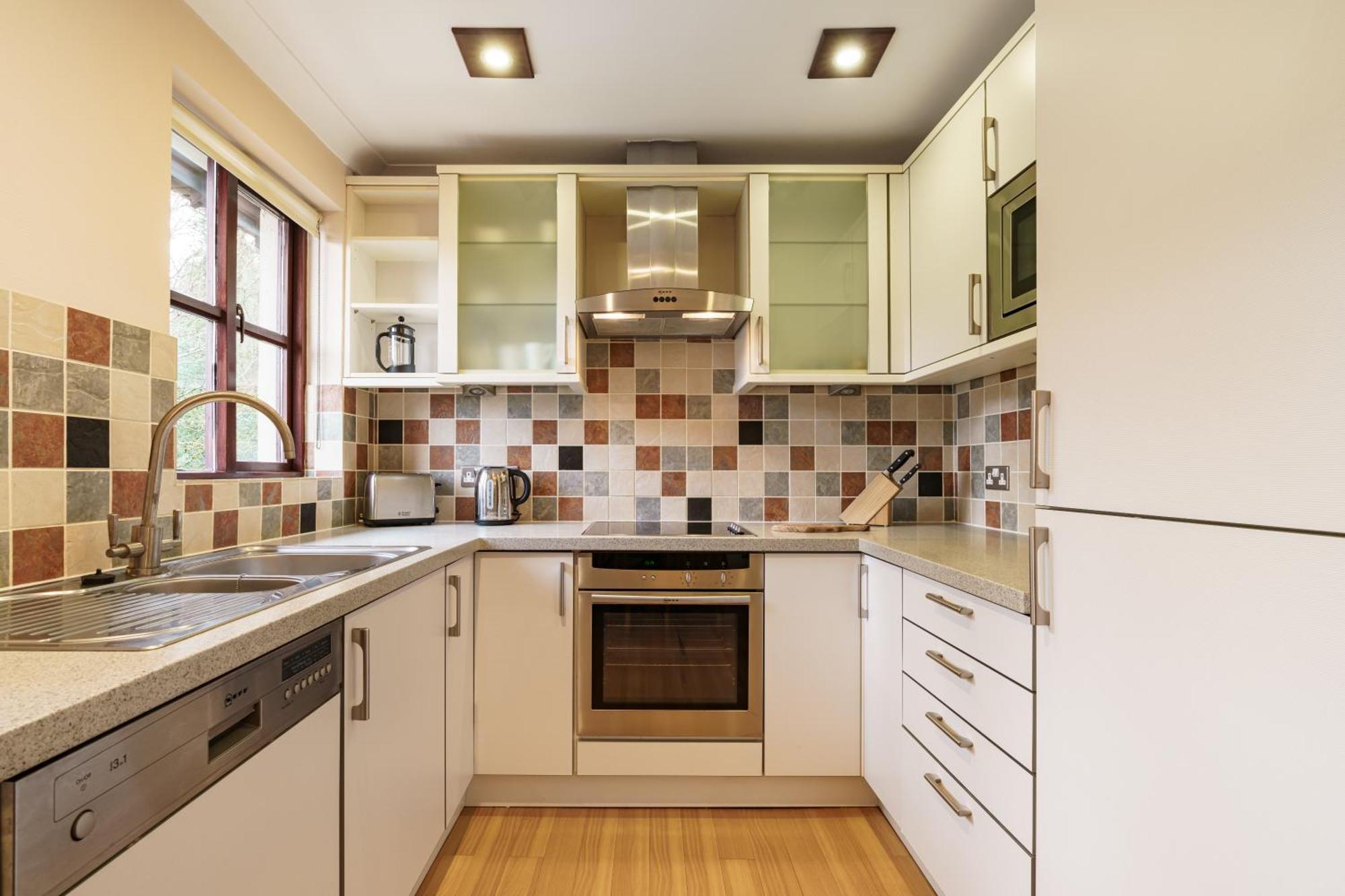 2 Bedroom Lake District Cottage At Windermere Marina Village Bowness-on-Windermere Eksteriør bilde