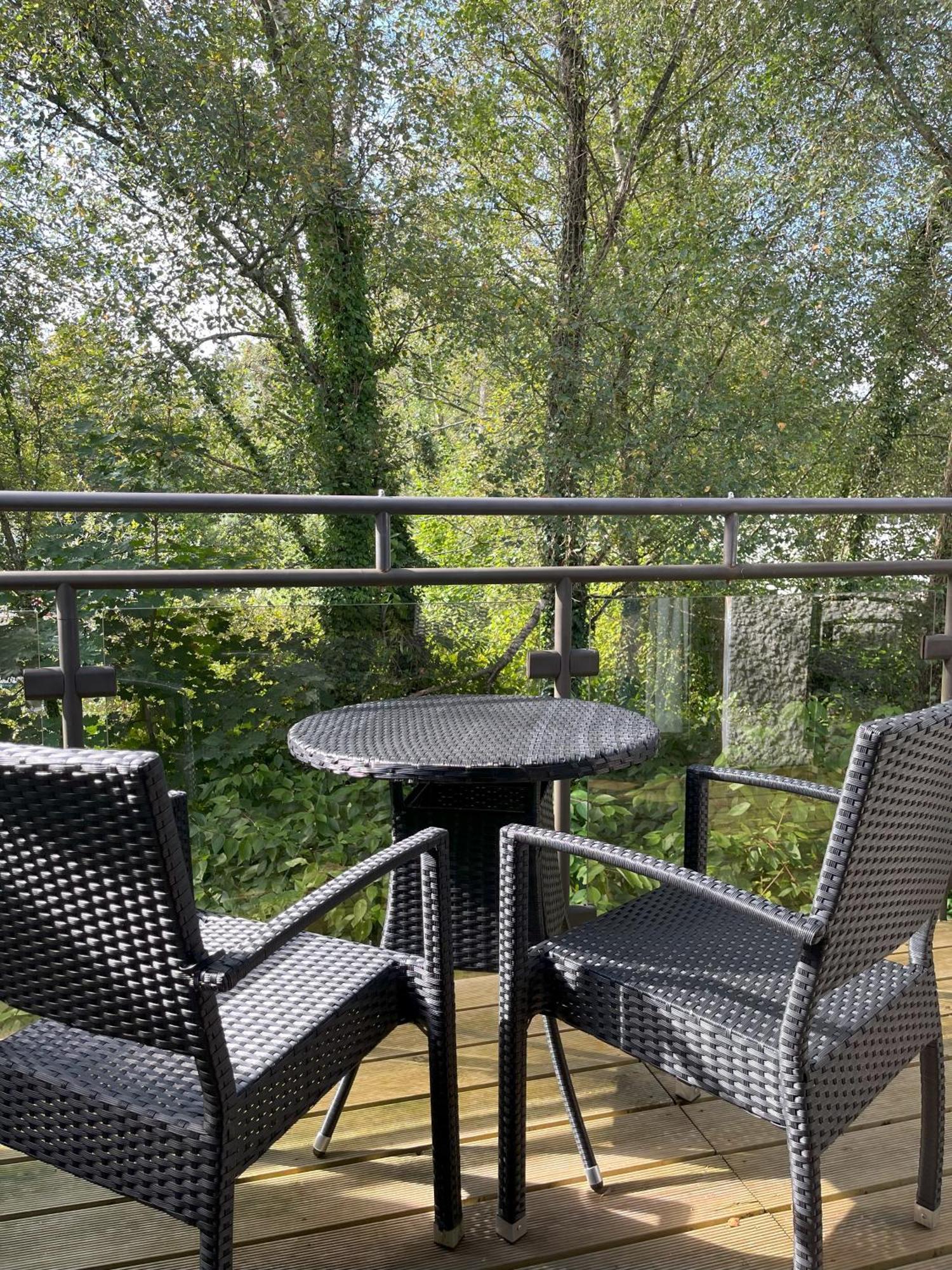 2 Bedroom Lake District Cottage At Windermere Marina Village Bowness-on-Windermere Eksteriør bilde